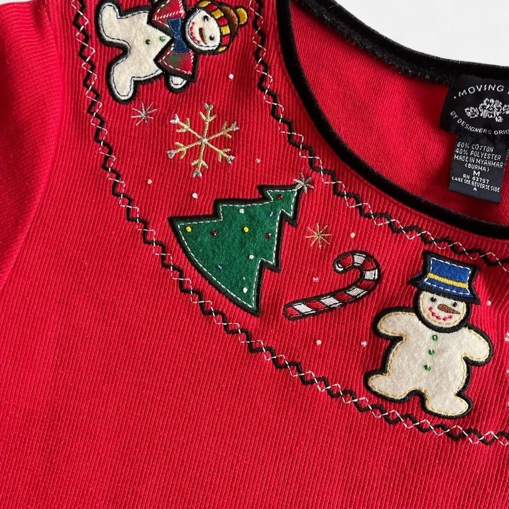 Vintage Moving Bleu Red Ribbed Long Sleeve Shirt Embroidered Christmas Designs - Picture 5 of 7